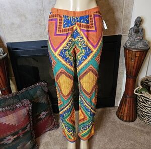 NWT. Flying Tomato Pants. Size Medium